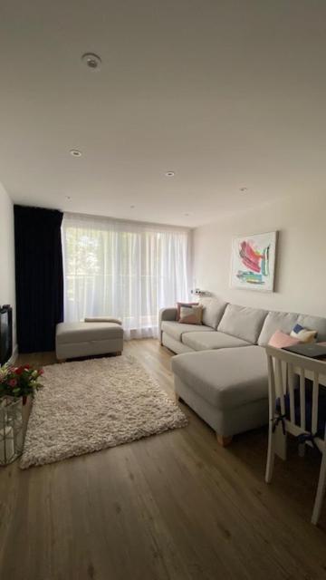 Modern Central Flat With Balcony & Free Parking On-Site 伯恩茅斯 外观 照片